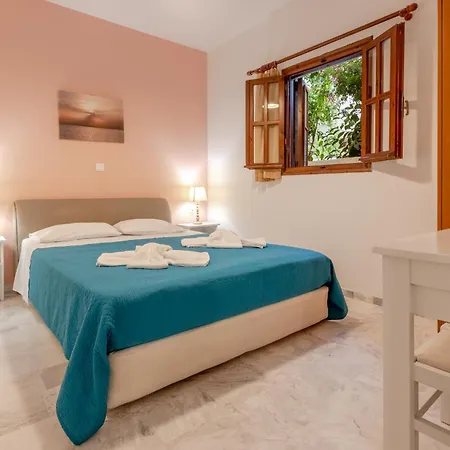 ζini 2 Case de vacanță *