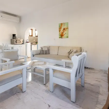 ζini 2 Case de vacanță *